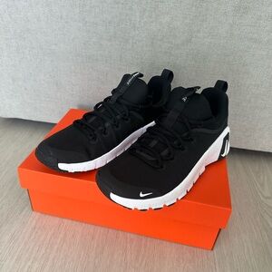 Nike Free Metcon 6,  Women's Workout Shoes, Size: W 8.5 / M 7